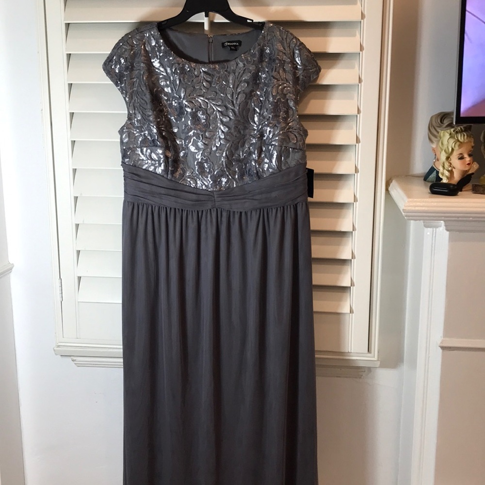 Sparkle beautiful Party dress NWT  18W